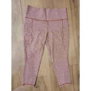 Athleta Salutation Stash II Textured Tights Red Cheetah Print. Size Large Petite